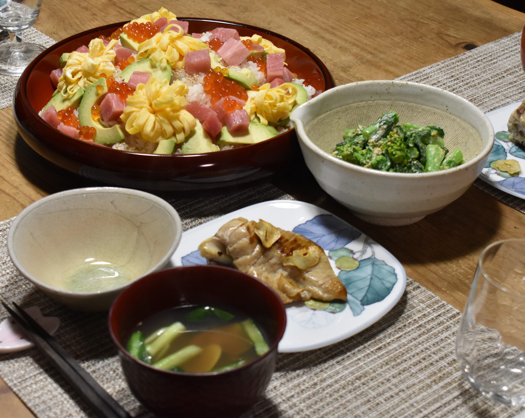 ひな祭り,お雛さま,ひな祭りご飯,ちらし寿司,菜の花のごま味噌からしマヨ和え,蛤のお吸い物