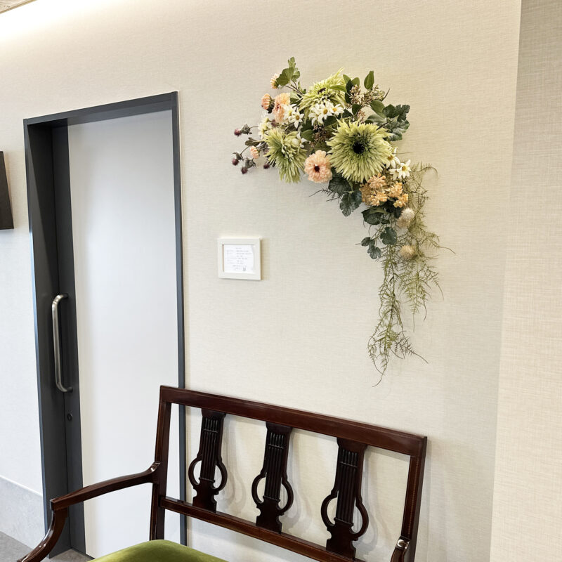 アニマル・アイケア　東京動物眼科醫院,壁面装花,フラワーウォール,空間装飾
