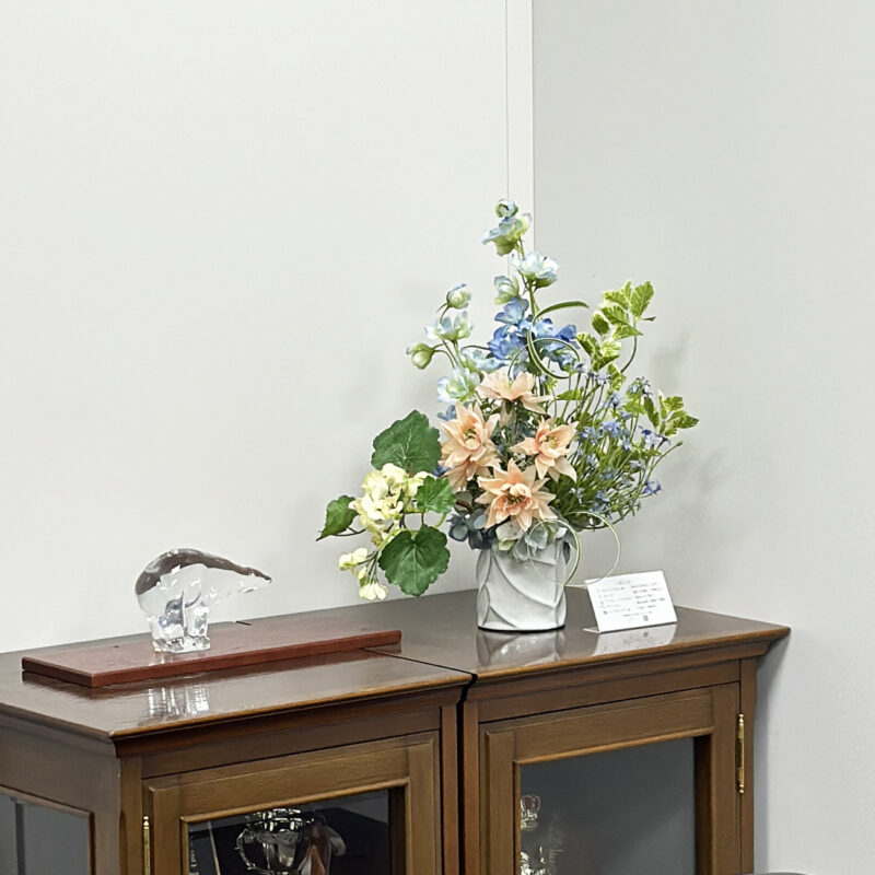 マルハニチロ物流,レンタルフラワー,定期装花,アーティフィシャルフラワー,応接室